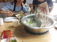 -袁记串串香(梁家巷店)