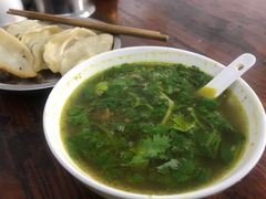 牛肉汤-黄阿姨锅贴大王(万航渡路店)