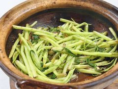 -大石鼓山庄·珠海第一烧猪