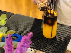 -ZING COFFEE 镜咖啡