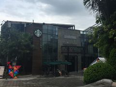 -星巴克(南宁民歌湖店)