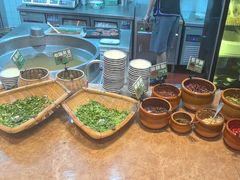 -云阿蛮云南生烫牛肉米线(奉贤路店)