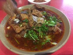 -谢老五跷脚牛肉·非遗传承店