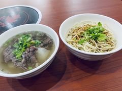 -阿波潮汕牛肉火锅·汤粉面(拱北店)