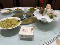 -老船夫婚宴婚庆会馆(延吉路店)