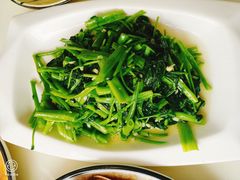 -鑫悦楼煎蟹·16年海鲜大排档