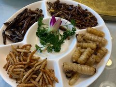 -一栋洋楼云南菜馆