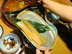 茗粉-礼舍·和牛火锅·烤肉·料理餐厅(华茂店)