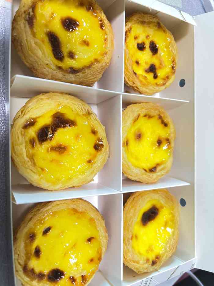 莉莲蛋挞(地铁镇坪路站店)-"在镇坪路地铁站里面的,每次换程都会经过