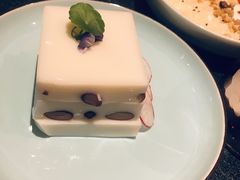 杏仁糕-丝路金桃·新疆菜(徐汇店)