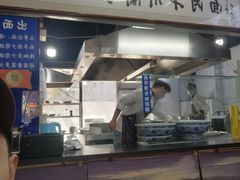 -陇上全荟兰州传统牛肉面(延吉路店)
