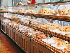 面包甜点陈列柜-新侨三宝乐面包店(崇文门店)