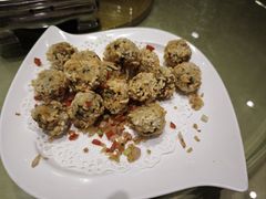 莲藕香芹炸肉圆子-刘胖子家常菜·蹄花焖藕(中南店)