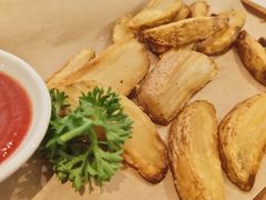 -必胜客(WOW象山涌金广场店)