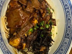 -沪西老弄堂面馆(定西路店)