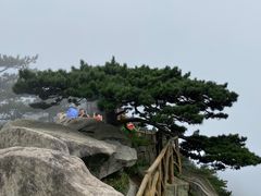 -罗田薄刀峰风景区