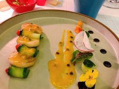 -深圳富苑皇冠假日套房酒店