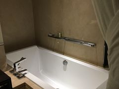 -广州天河希尔顿酒店