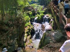 -藏龙百瀑风景区