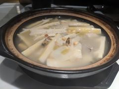 苦笋煲-原味田园·客家菜·土窑鸡(中航城君尚购物中心店)