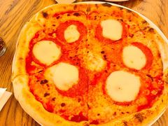 -城市大道红炉披萨烘焙坊