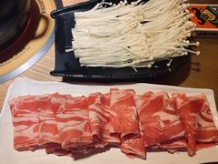 -尚品小土屋涮毛肚(李沧万达店)