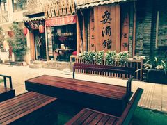 -泡桐树街