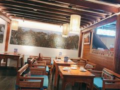 -菌自由丨野生菌火锅特色庭院餐厅(丽江古城店)