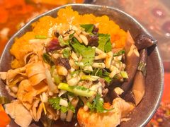 -楠小云·云南鲜菌·鲜牛自助火锅(九眼桥店)