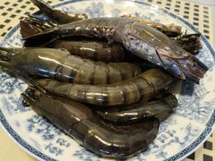 -霞涌市场海鲜摆卖区