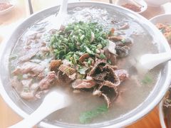 牛肉汤锅-小杨翘脚牛肉