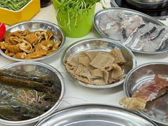 -朱富贵火锅(金融街万达店)