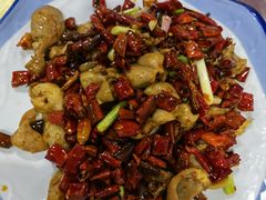 辣子肥肠-洪霞餐馆