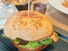 经典秘汁炭烤风味牛堡-必胜客(会展店)