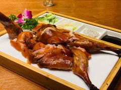 -老滇山寨•云南特色菜•地方菜•民族风情歌舞表演(金碧店)