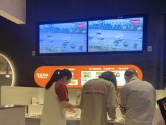 -左庭右院鲜牛肉火锅(金山万达店)