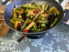 -天天向上素食餐厅(五台山店)