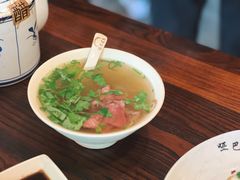 牛肉粉丝汤-哑巴生煎(临顿路店)