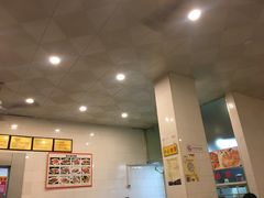 -易记皮肚面(明瓦廊店)