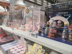 -泡泡玛特POPMART(国金街店)