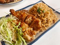 金牌生炸鸡腿捞丁面-食运茶餐厅(文化宫店)