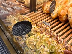 -原麦山丘(凯德MALL·大峡谷店)