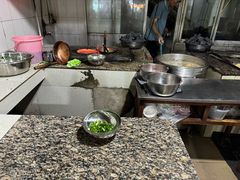 -正宗杨记普洱酸醋米线(总店)