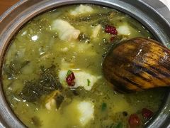 -周鱼小馆石锅酸菜鱼(活力汇店)