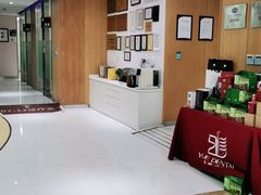 -雅悦齿科(顾村公园店)