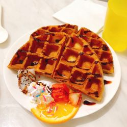 -MINI MARS KIDS CLUB亲子家庭中心(长宁天山店)