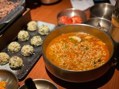 泡菜肥牛部队锅-春熙台韩国料理·章鱼肥牛(西丽店)