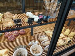 -焙丽拾光(麦凯乐直营店)