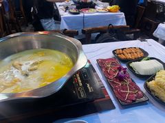 -鲜入围煮花胶鸡海鲜火锅