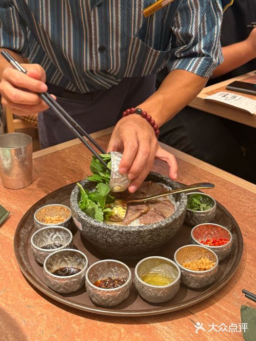 浩海火燒雲傣家菜(芮欧百货店)图片